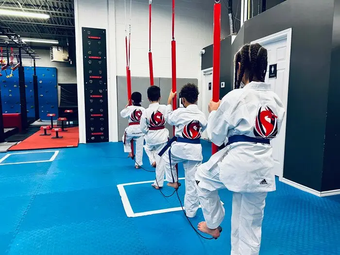 Students lined up at the ropes