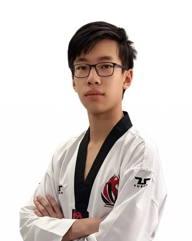 Portrait of Instructor Owen Tam